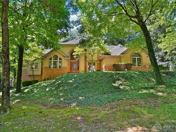 516 Rustic Trl, Dayton, OH 45434