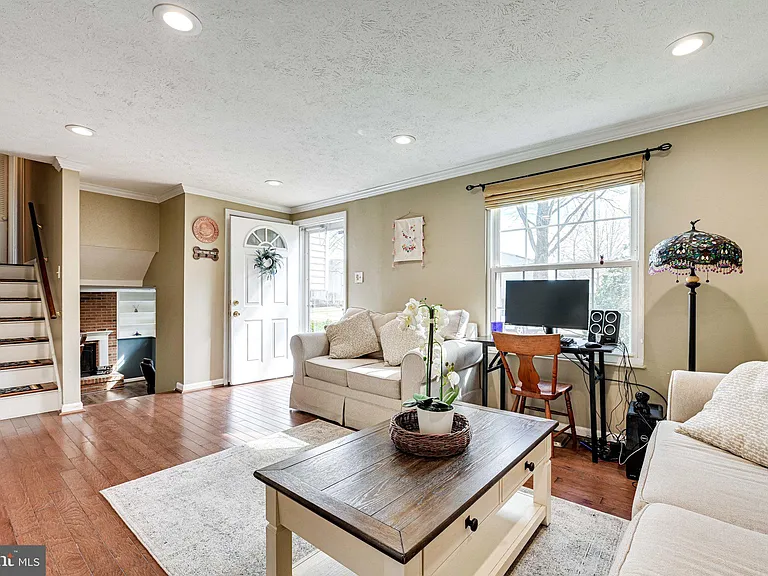 6144 Windward Dr — Photo 3
