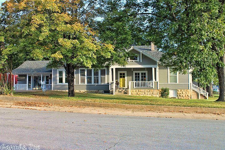 320 S College St Mountain Home Ar 72653 Mls 21008183 Zillow