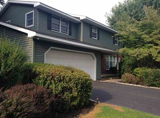 39 Balmoral Ct, Valatie, NY 12184