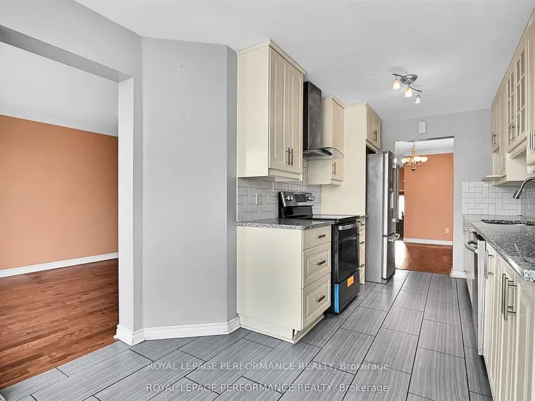 622 Louis Toscano Dr — Photo 12