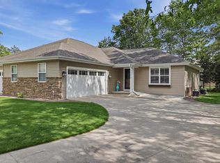 4277 Windsong Pl, Plover, WI 54467