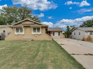 8206 E Levitt Dr, Wichita, KS 67207