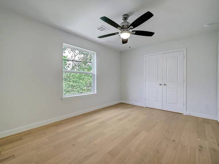 945 Wakefield Dr — Photo 20