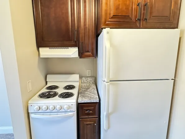 1814 E St #309, Lincoln, NE 68508