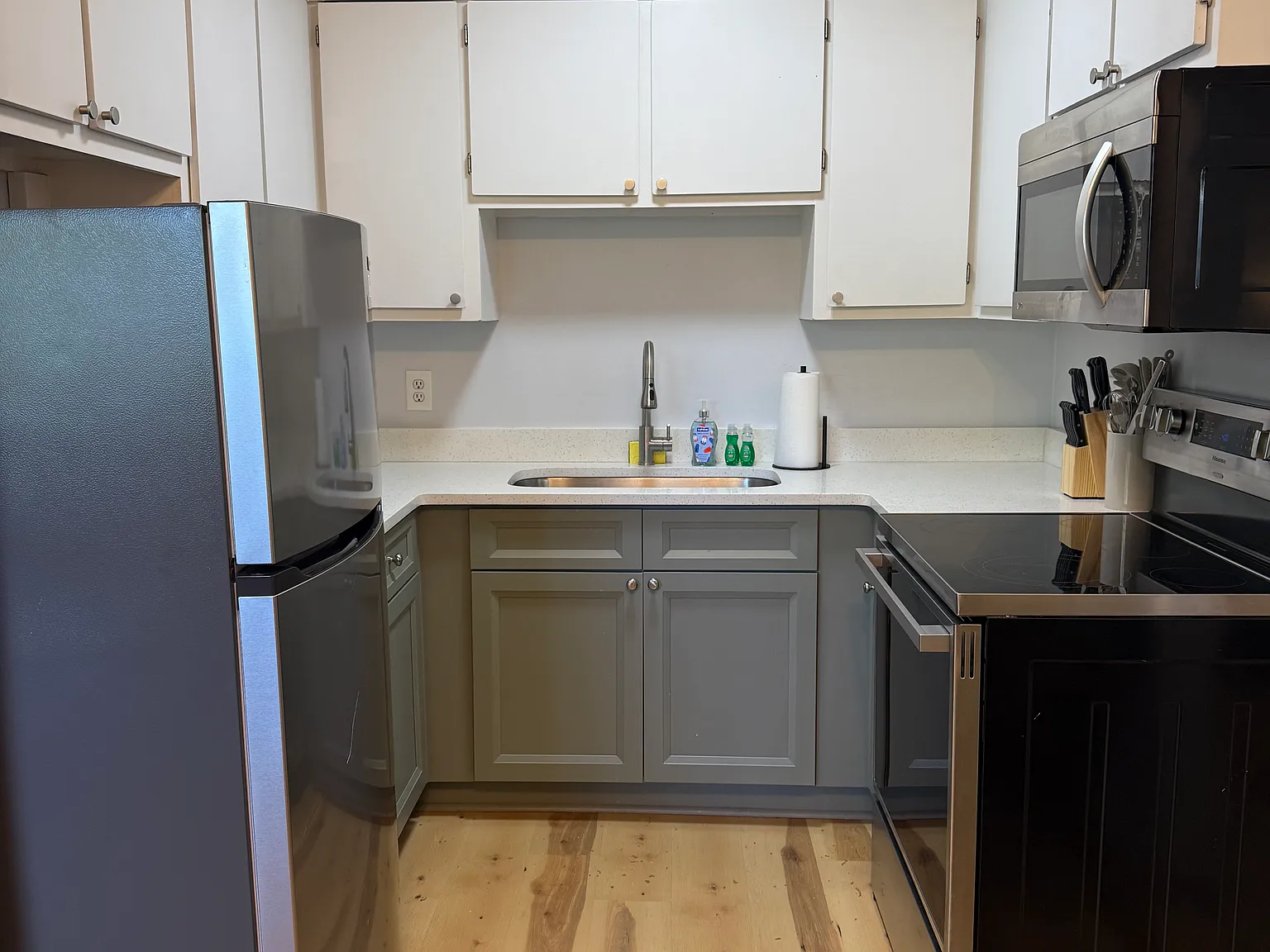2 bed, 750 sqft, $2,000 — Photo 4