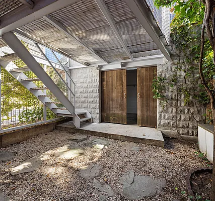 Sold by Corcoran | media 21