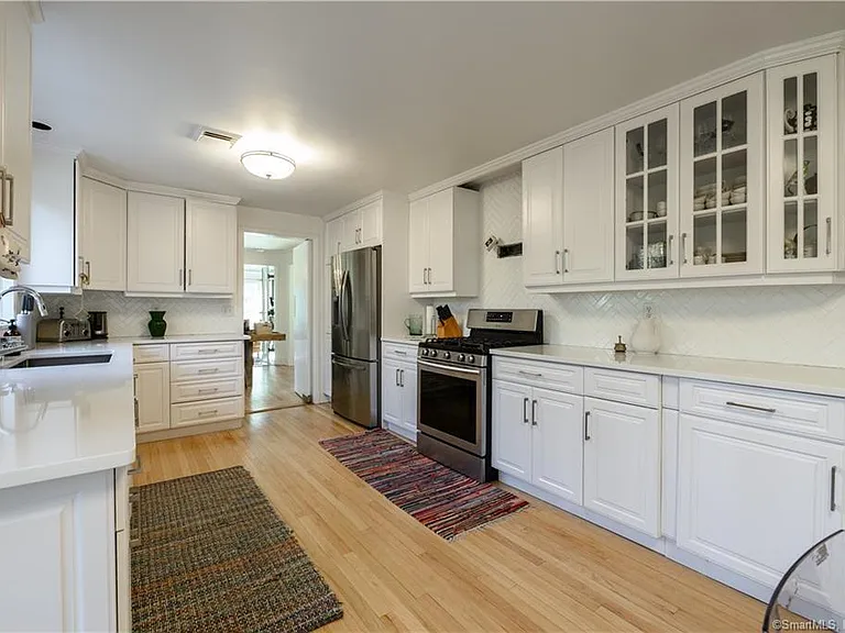 146 Hartford Tpke — Photo 18