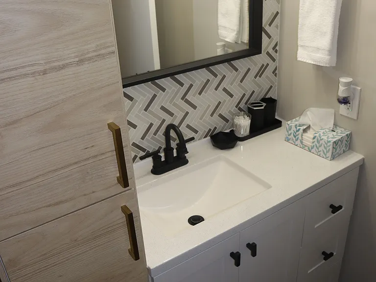 438 N Center St #102 — Photo 16