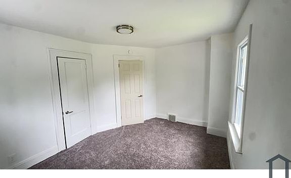5th image of 4311 E 119th St