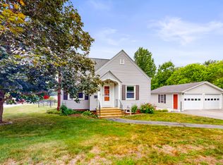380 East Ave, Lewiston, ME 04240