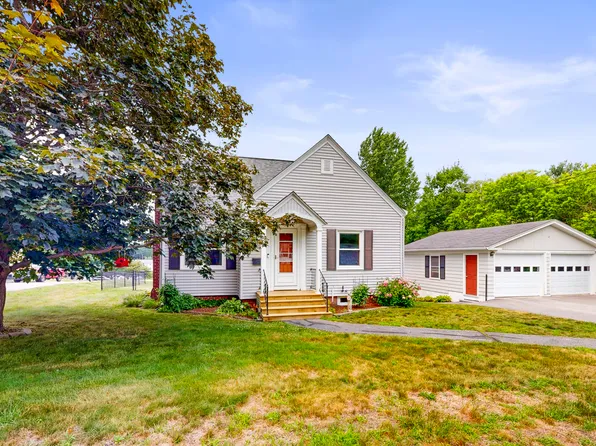 380 East Avenue, Lewiston, ME 04240