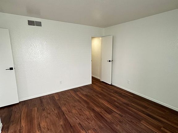 4th image of 2704 E Turney Ave APT 2