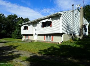 227 Old Tavern Rd, Hunlock Creek, PA 18621