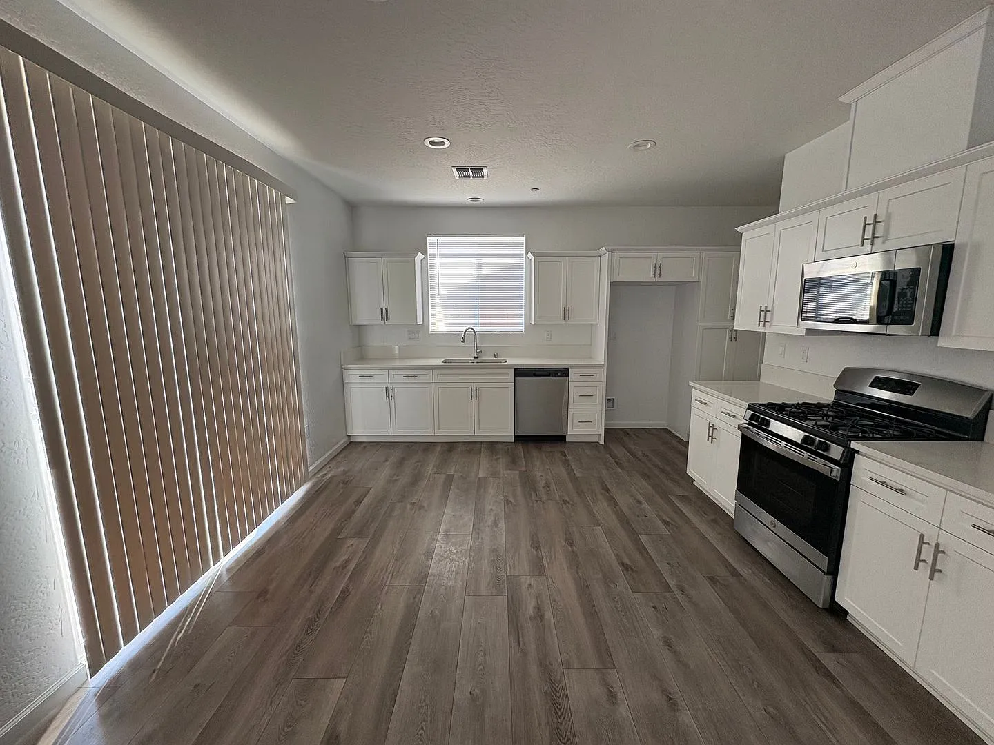 Two-story home in NW Visalia home coming soon! — Photo 4