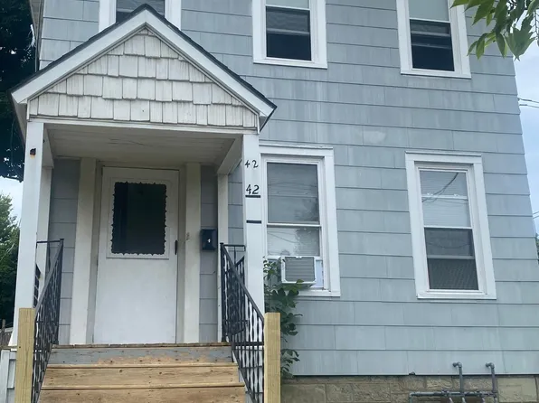 42 Murray St, Oswego, NY