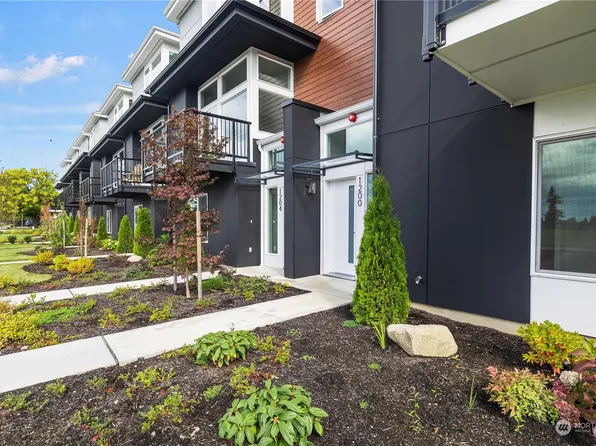 1204 Harrington Avenue NE, Renton, WA 98056