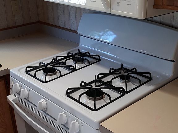 5th image of 200 S Marshall St #3