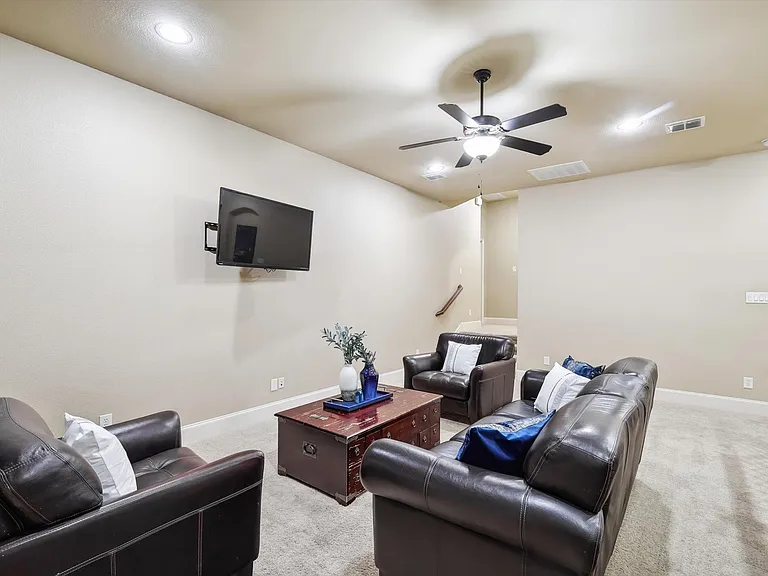 11110 Liberty Grove Rd — Photo 31