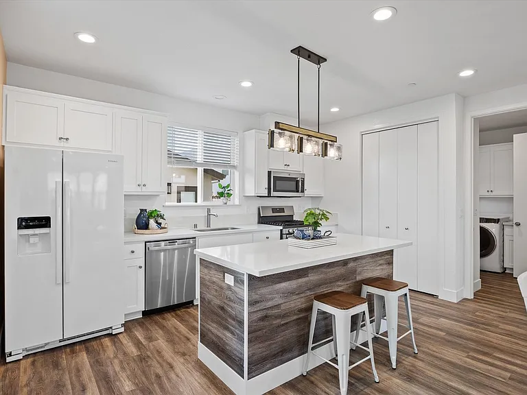1802 Notre Dame Blvd — Photo 14