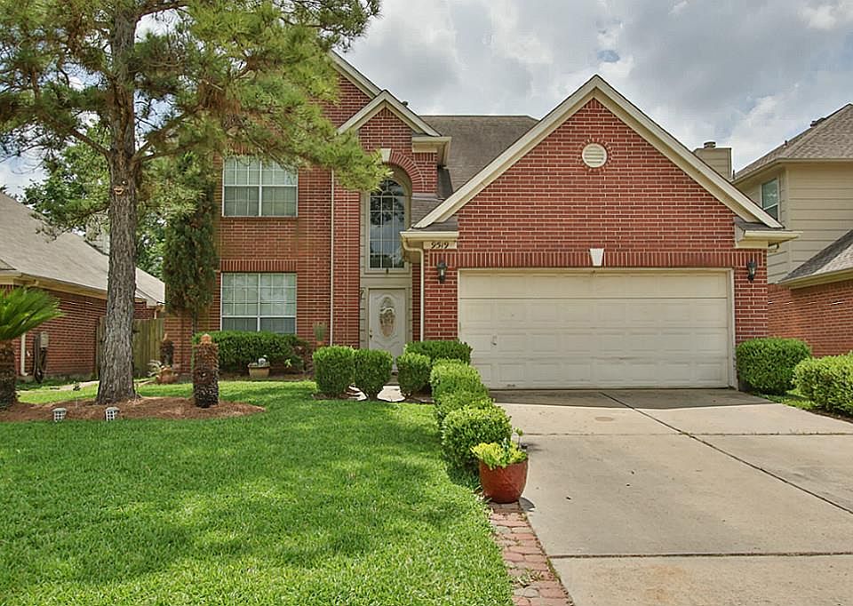 1st image of 9519 Willow Lodge Ct