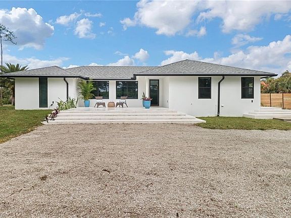 2nd image of 7095 Sandalwood LN