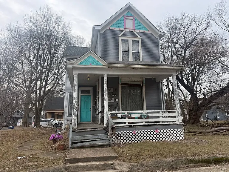 1400 W Adrian G Hinton Ave — Photo 1