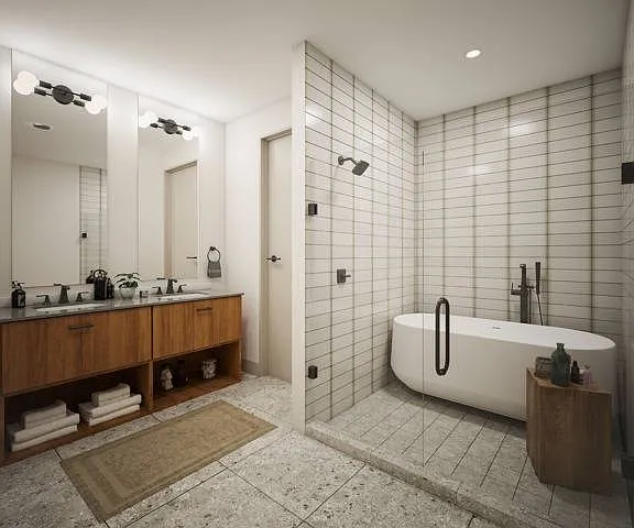 Penthouse Bath with Wet Room