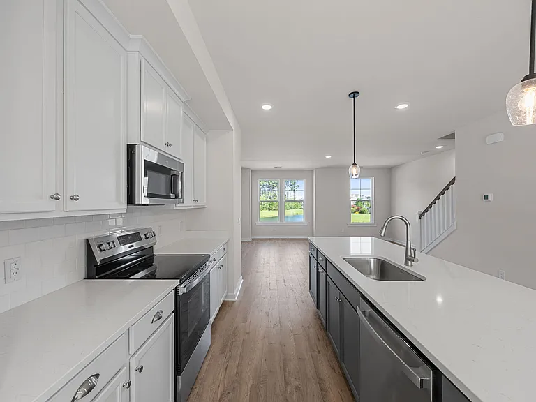 548 Scholar Way — Photo 8