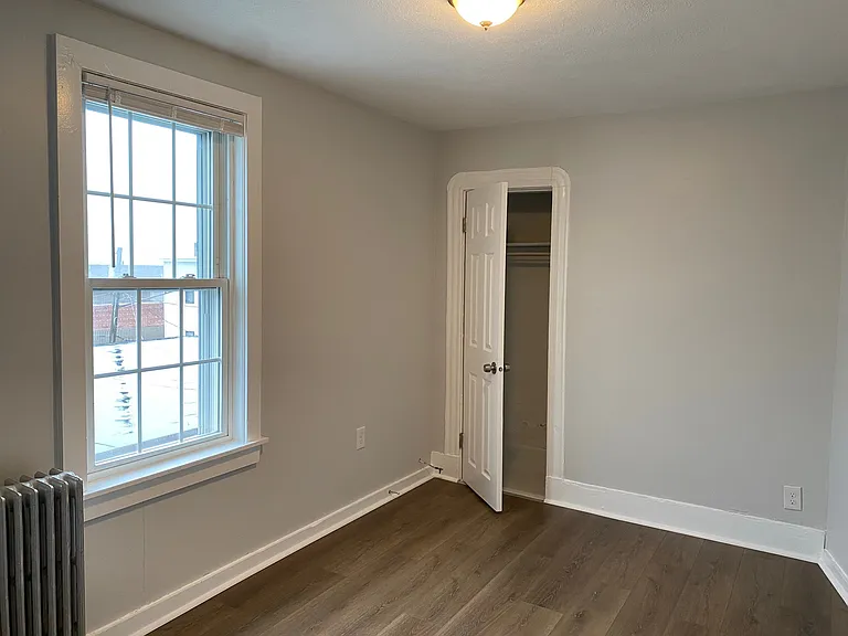 198 Congress Ave #3 — Photo 7