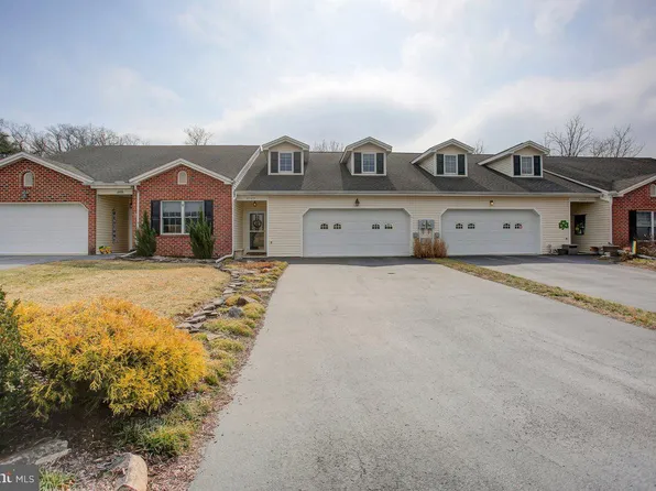 2505 Sherry Dr, Chambersburg, PA 17202