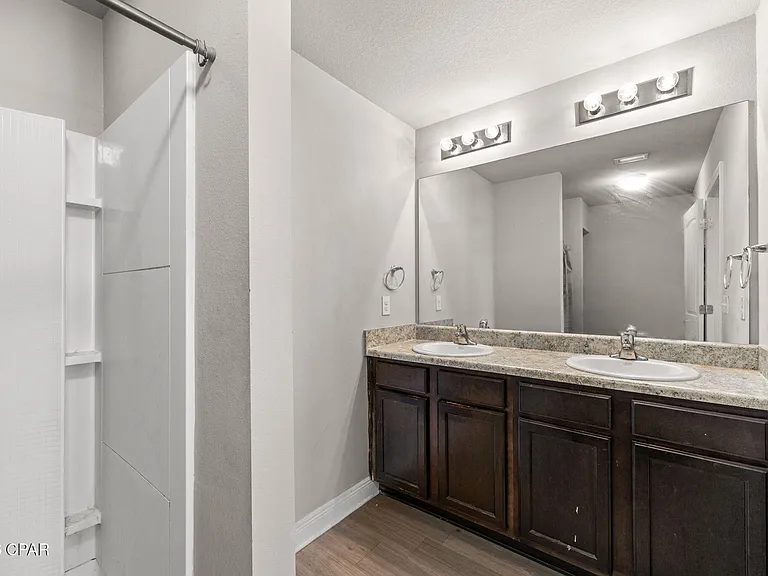 5768 Callaway Cir — Photo 18