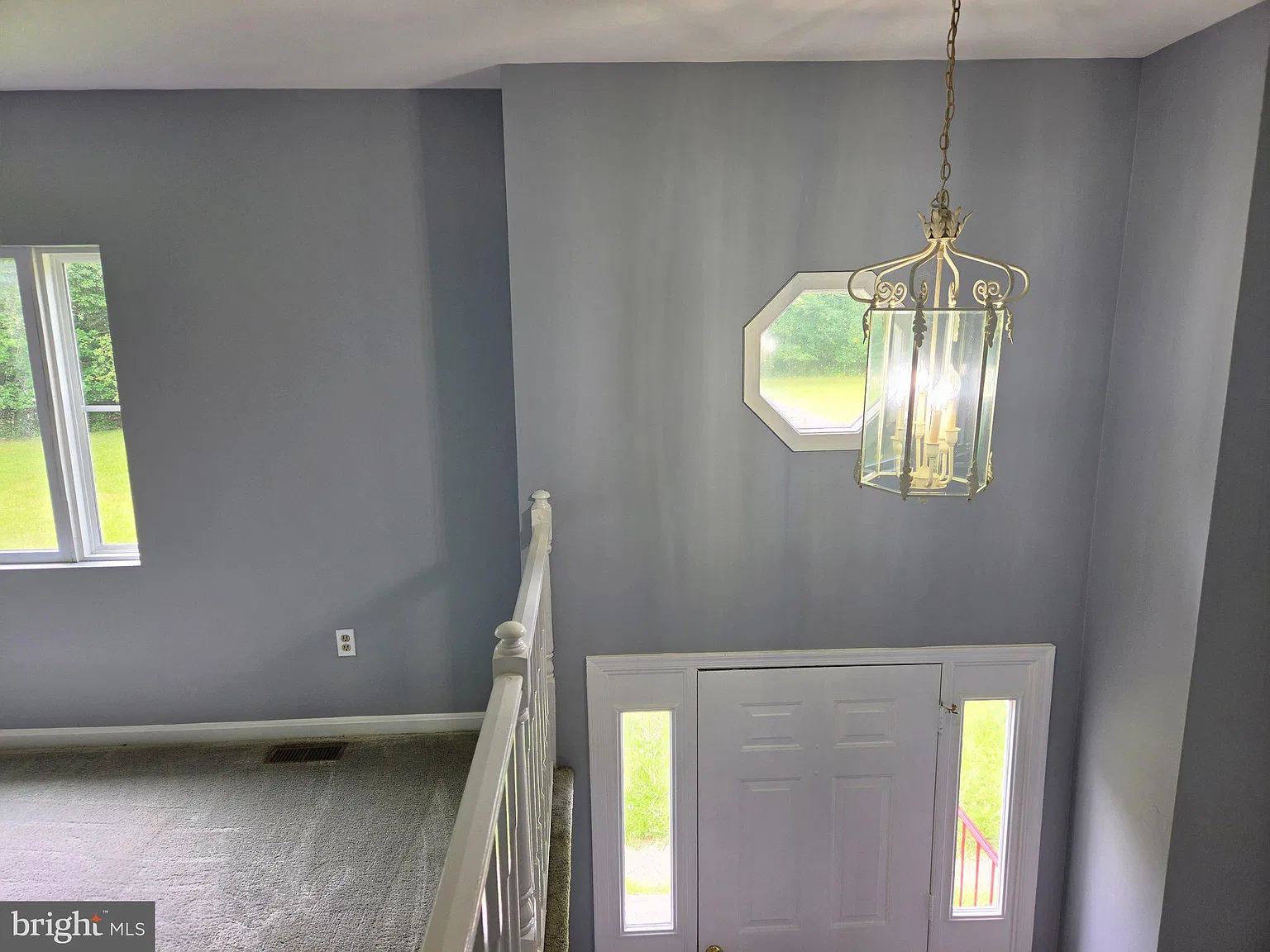 4 bed, 2.5 bath, 1190 sqft, $3,000 — Photo 2