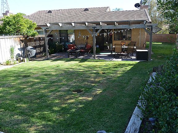 3rd image of 23411 Gaucho Ct