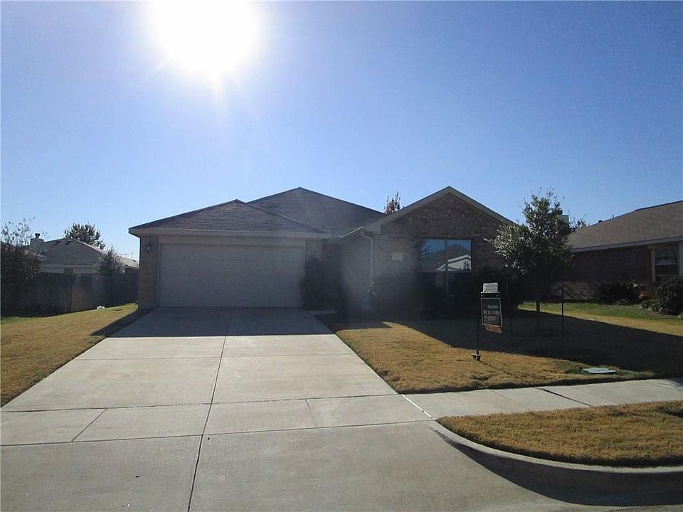 1st image of 247 Pine Crest Dr