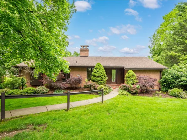 1679 Hastings Mill Rd, Pittsburgh, PA 15241