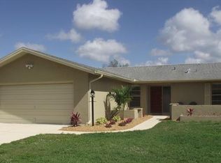 9884 Deerfoot Dr, Fort Myers, FL 33919