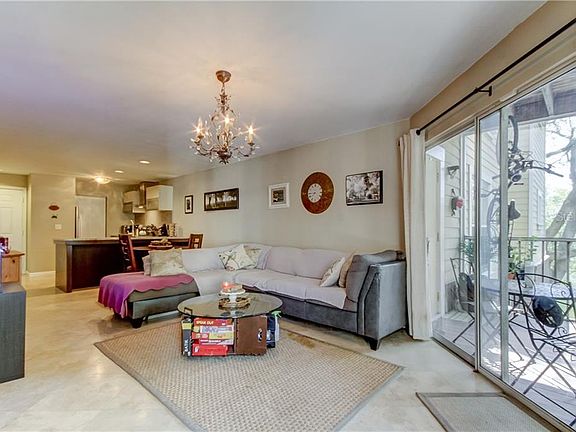 3rd image of 10020 Strafford Oak Ct APT 912