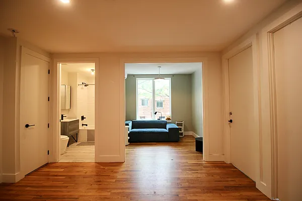 Rented by Hagstrom Management Inc | media 8