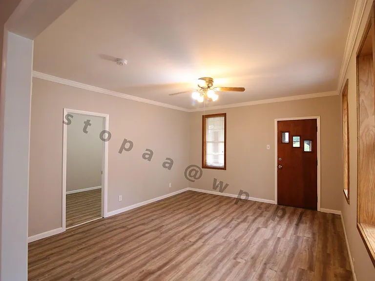 7004 Kazimier Ave — Photo 7
