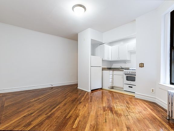 3rd image of 43-34 49th St #C-2