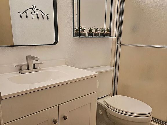 5th image of 2123 E Kirkland Ln APT 3