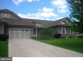 10707 Lyndale Bluffs Trl, Bloomington, MN 55420