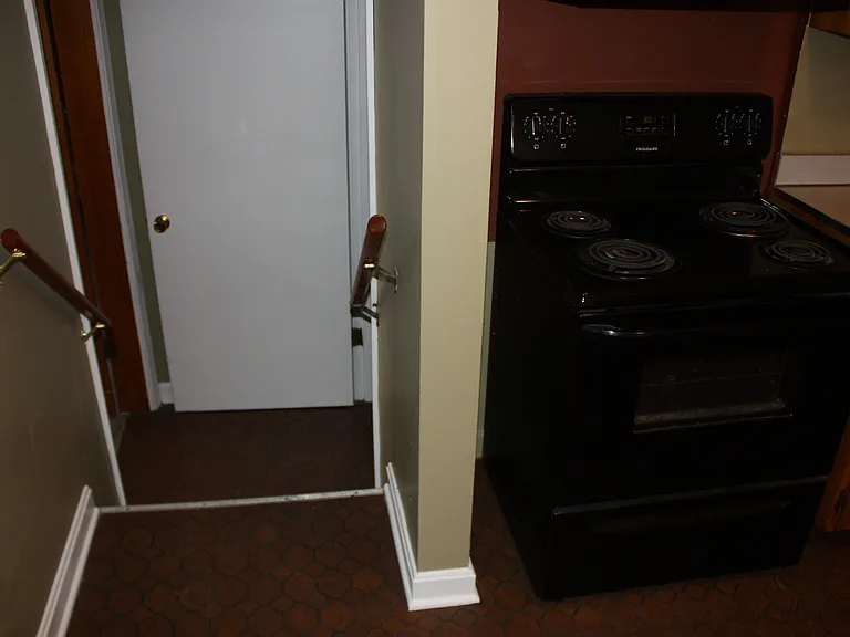 9300 Fern Creek Rd — Photo 24