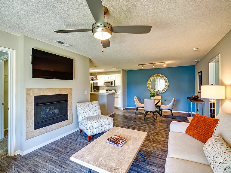 Crestview at Oakleigh Apartments — Photo 46