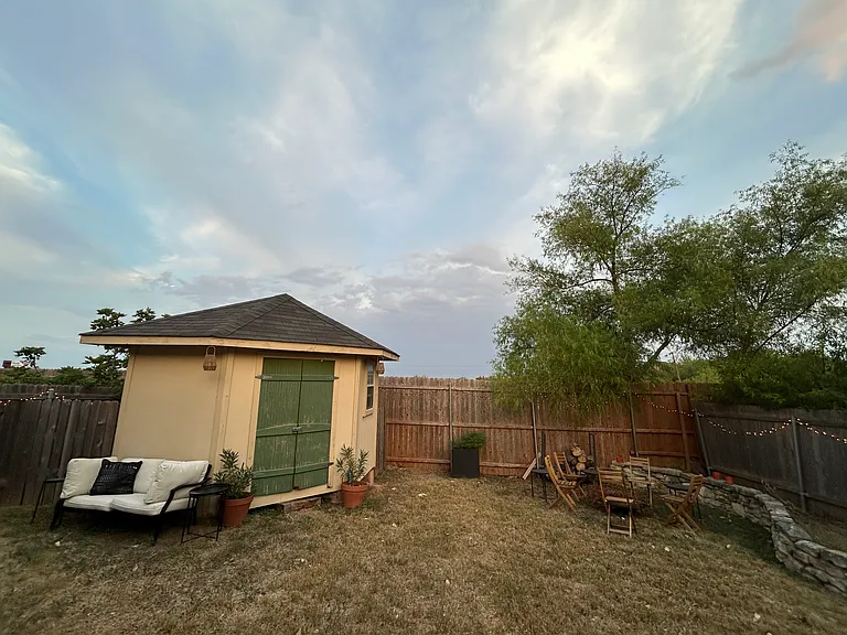 5213 Krueger Ln — Photo 13
