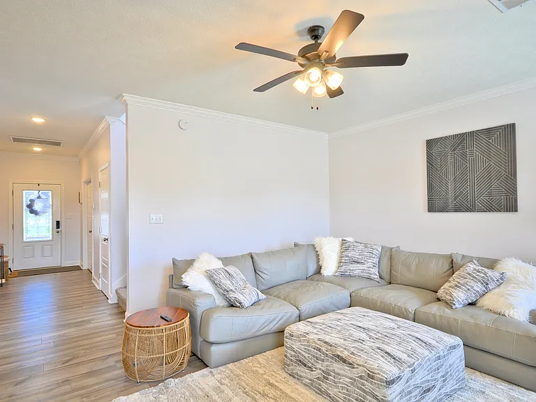 279 Bluebriar Trce — Photo 5