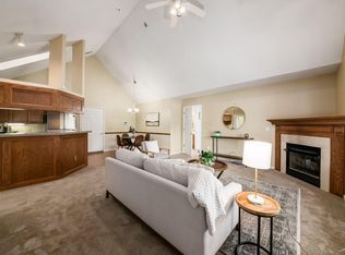 261 Dogwood Ln, Westerville, OH 43082