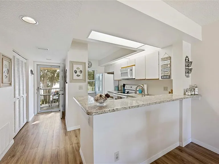 433 Cerromar Ln #440 — Photo 3