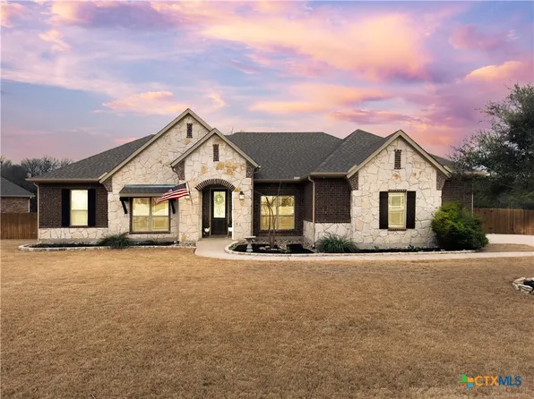 14 Daingerfield Cv, Morgans Point Resort, TX 76513